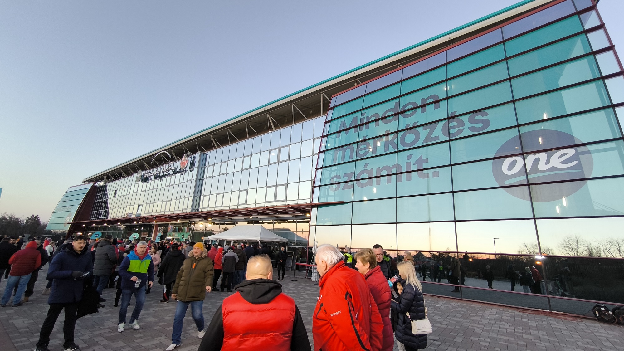one-veszprem-arena3.jpg